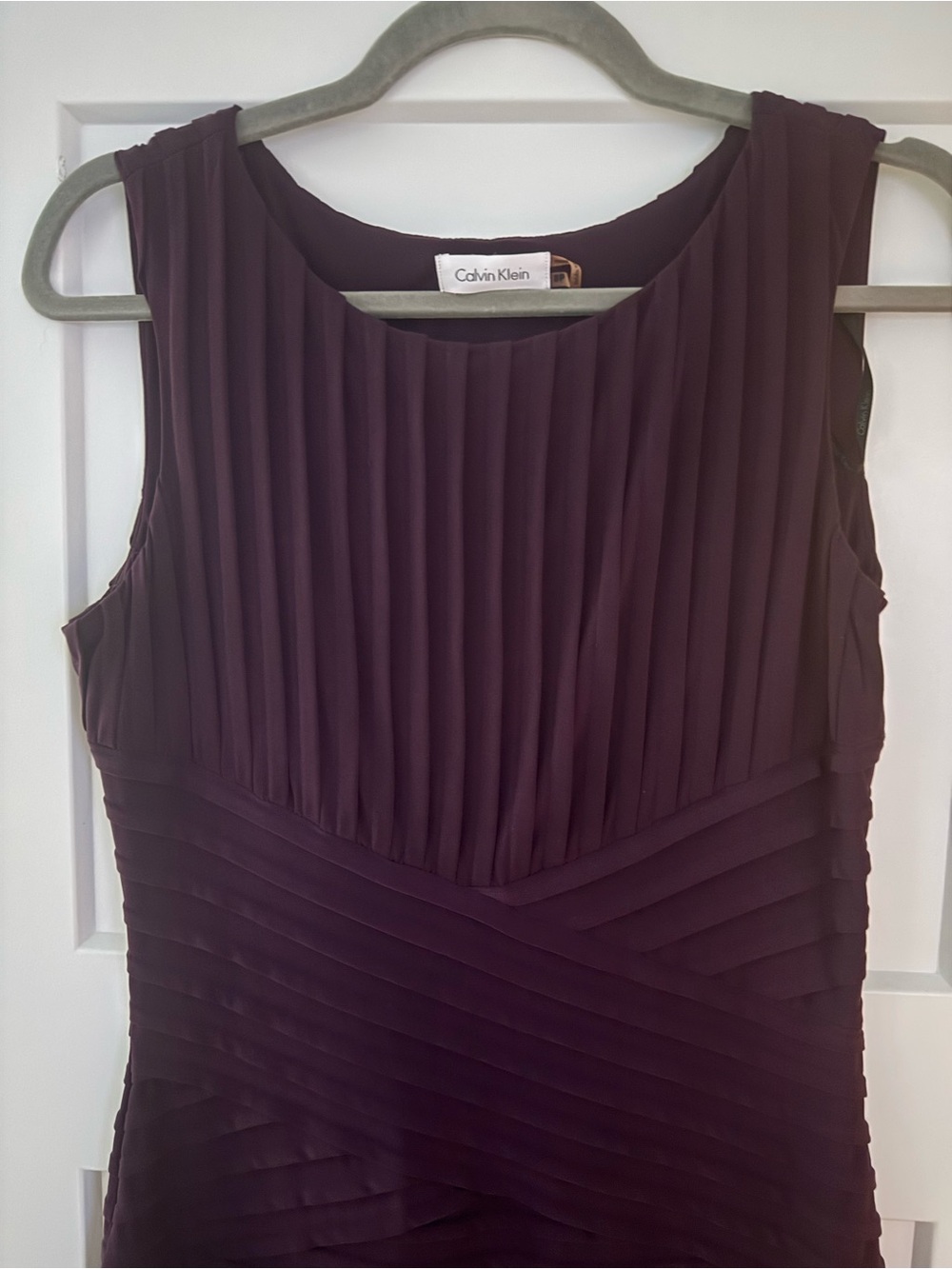 Calvin Klein Sleeveless. Fully Lined Ruched Bodycon Dress - Plum